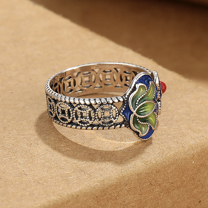 Anillo ajustable con diseño de flor de loto, monedas de cobre y piedras de Buddha Stones con mango de Ruyi.