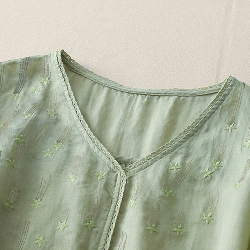 Camisa informal de lino y algodón para mujer con cuello en V, media manga y bordado de estrellas fugaces de Buddha Stones
