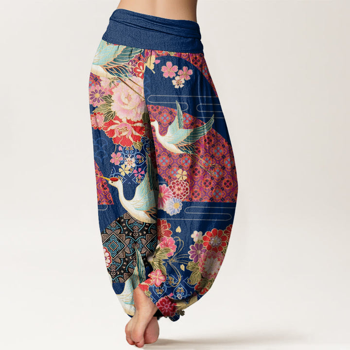 Pantalones harén con cintura elástica para mujer con estampado de flores y grullas de Buddha Stones - image 9