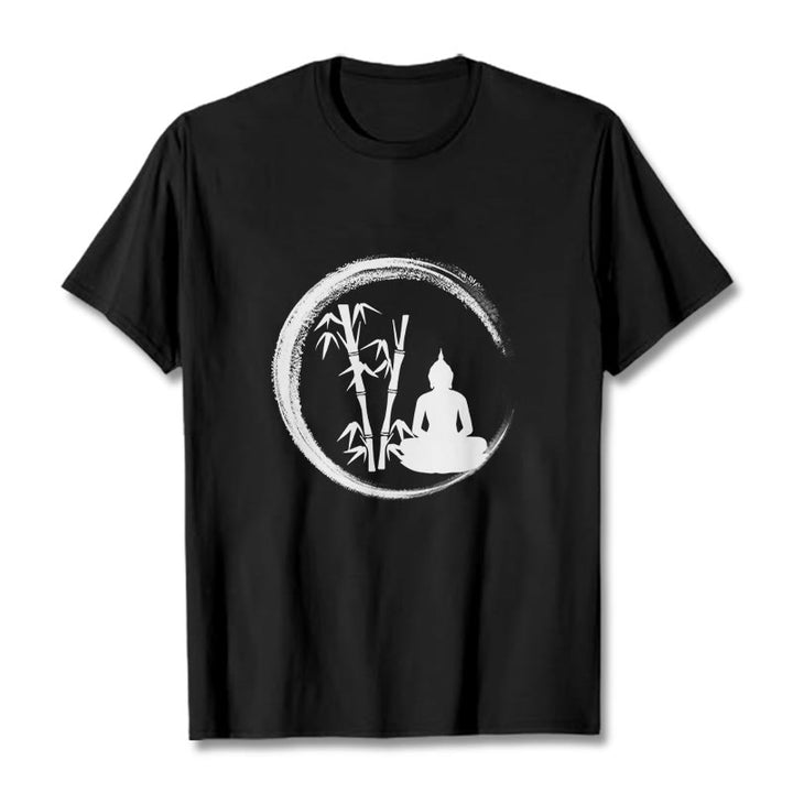Camiseta con estatua de Buddha Stones Zen de Buda sentado y meditación de bambú - Negro - 2XL - image 1