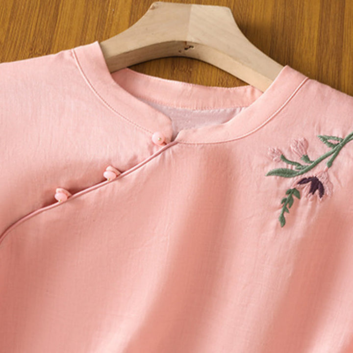 Camisa informal de lino y algodón con diseño de Buddha Stones para mujer, con flores y hojas bordadas, botones de rana, cuello redondo y media manga.
