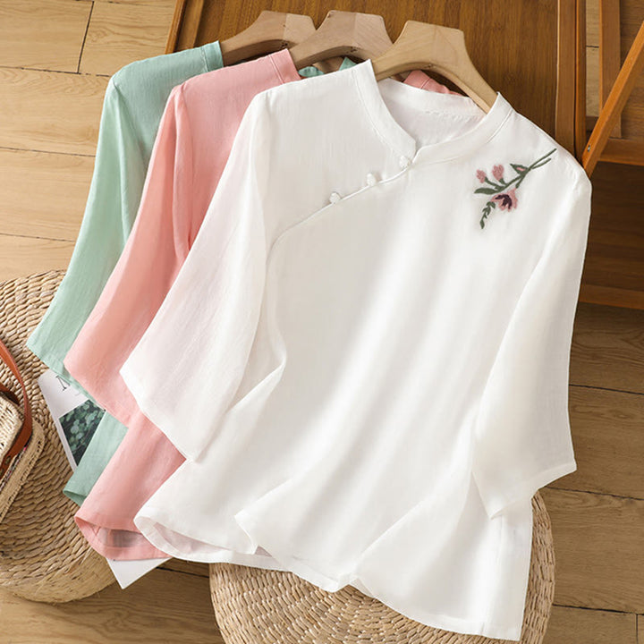 Camisa informal de lino y algodón con diseño de Buddha Stones para mujer, con flores y hojas bordadas, botones de rana, cuello redondo y media manga.