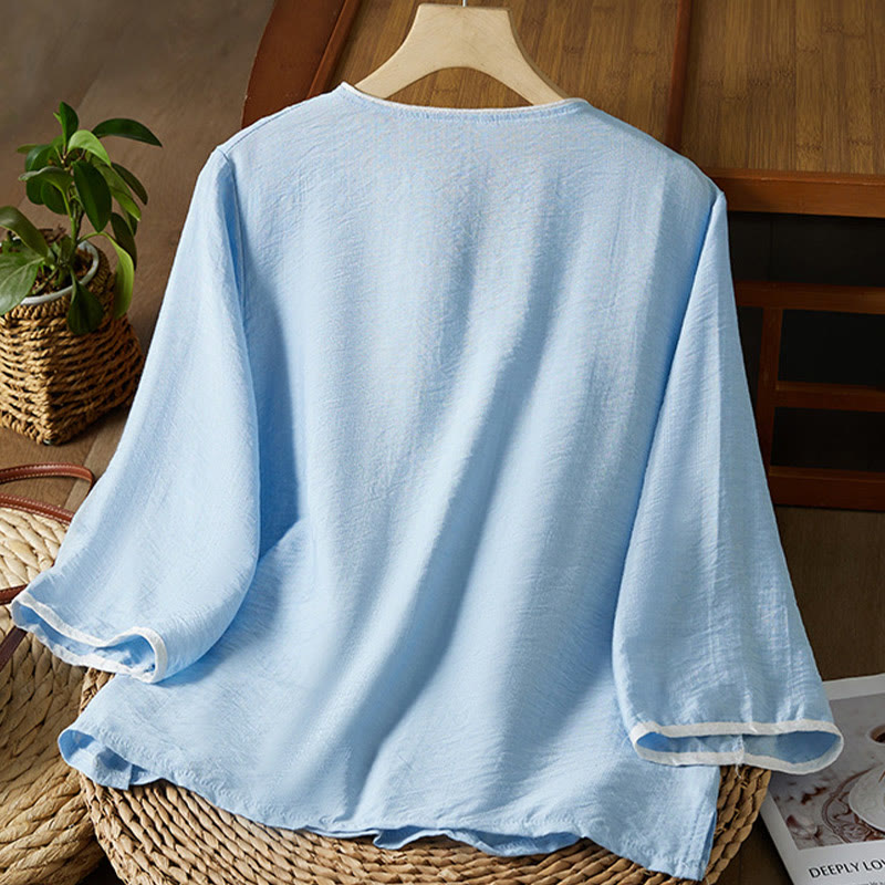 Camisa informal de lino y algodón con mangas tres cuartos y cuello inclinado con botones de rana y estampado de flores bordadas de Buddha Stones para mujer - image 13