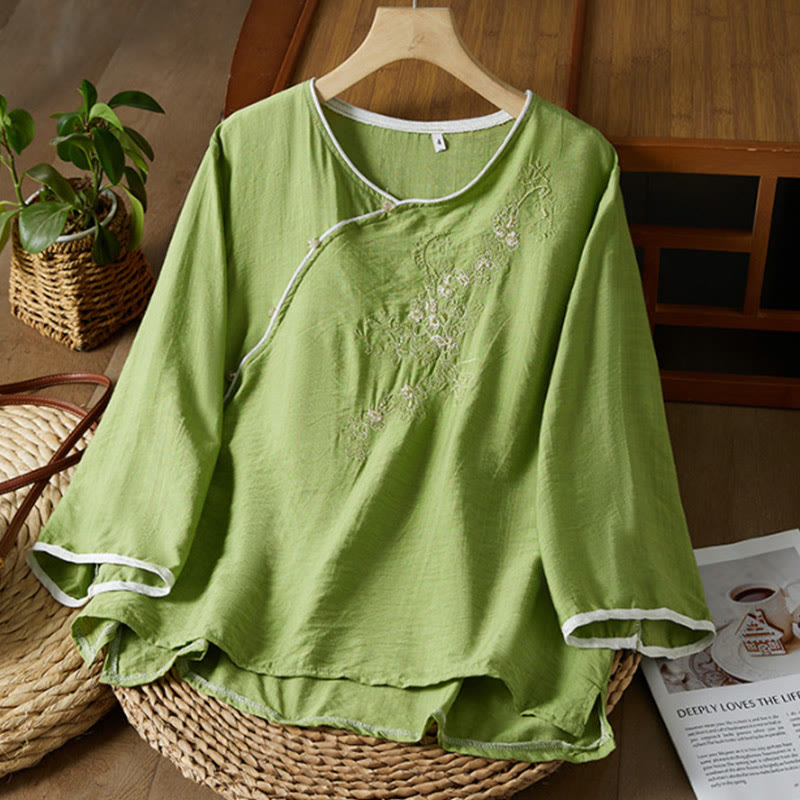 Camisa informal de lino y algodón con mangas tres cuartos y cuello inclinado con botones de rana y estampado de flores bordadas de Buddha Stones para mujer - Verde amarillento - US12, UK/AU16, EU44 (3XL) - image 25