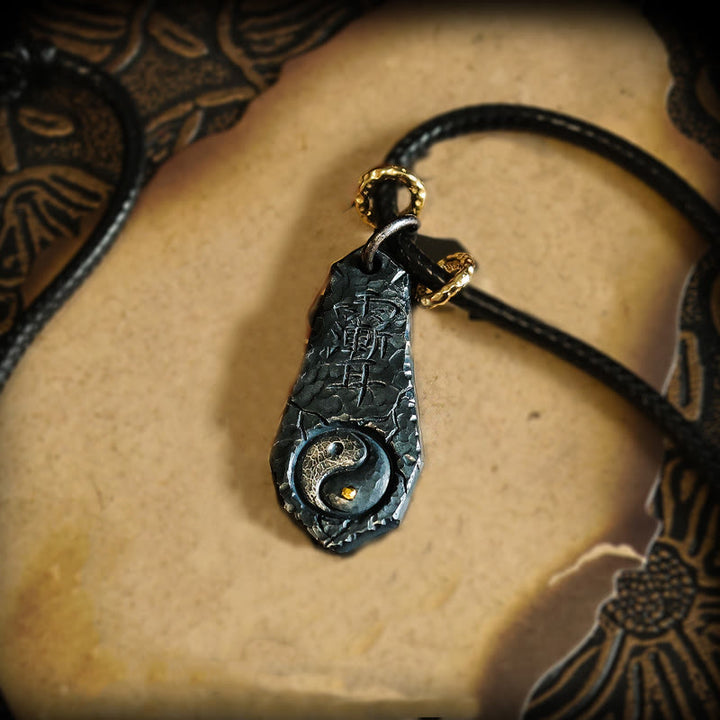 Collar con colgante de armonía con diseño de Yin Yang y Osa Mayor en plata de ley 999 y oro de 24 quilates con Buddha Stones - image 2