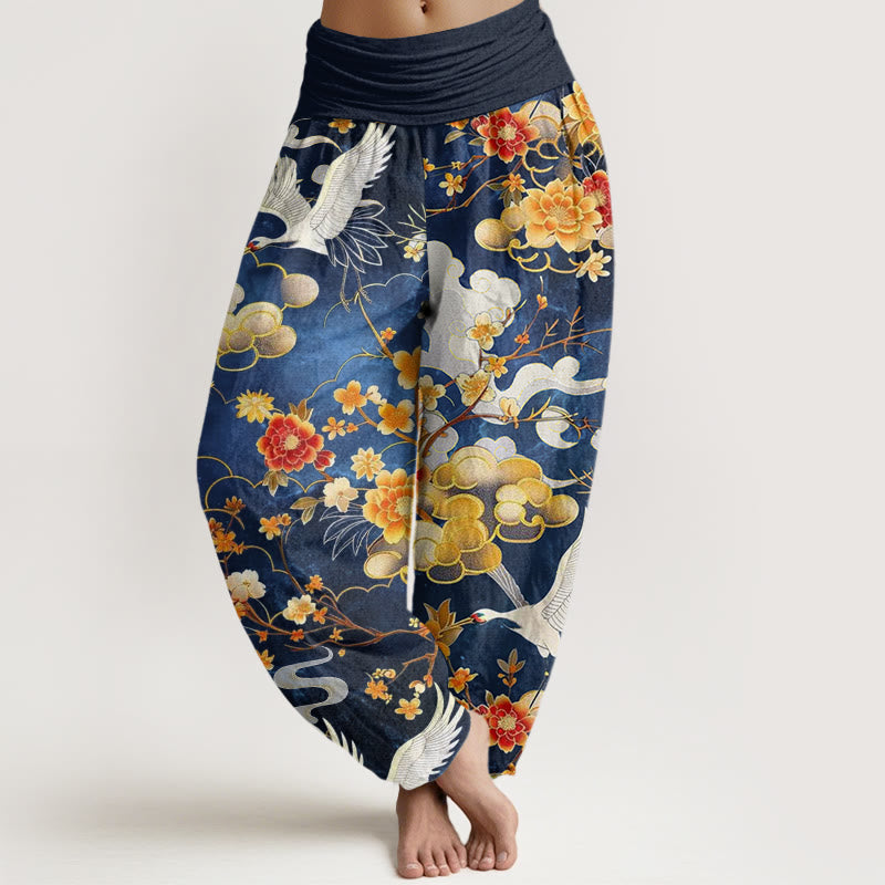 Pantalones harén con cintura elástica para mujer, diseño de Buddha Stones, nubes auspiciosas, grullas blancas y flores rojas - Azul real - US22，UK/AU26，EU54 (6XL) - image 0