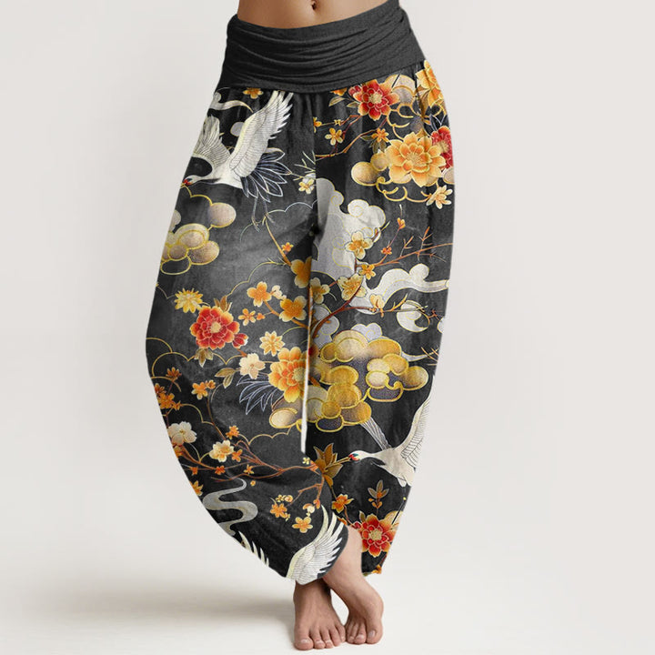Pantalones harén con cintura elástica para mujer, diseño de Buddha Stones, nubes auspiciosas, grullas blancas y flores rojas - Negro - US22，UK/AU26，EU54 (6XL) - image 5