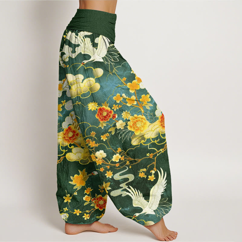 Pantalones harén con cintura elástica para mujer, diseño de Buddha Stones, nubes auspiciosas, grullas blancas y flores rojas - image 9