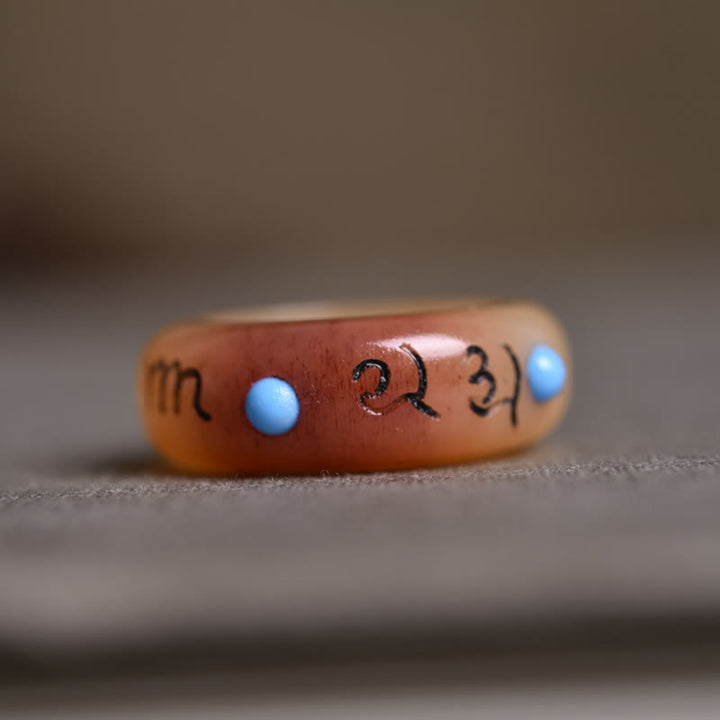 Anillo de protección tallado con Buddha Stones, hueso de camello, Om Mani Padme Hum
