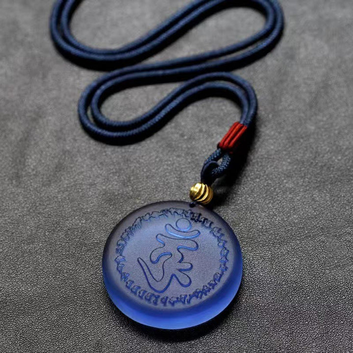 Collar con colgante de cristal Liuli con mantra Shurangama tibetano y Buddha Stones