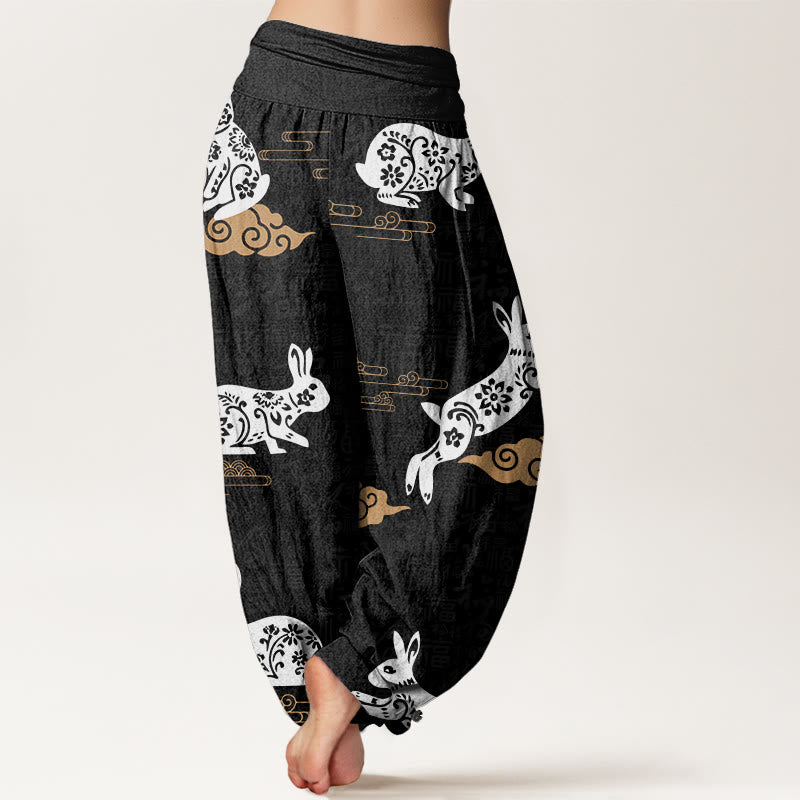 Pantalones harén con cintura elástica para mujer, con diseño de nubes auspiciosas y conejo blanco y Buddha Stones - image 1