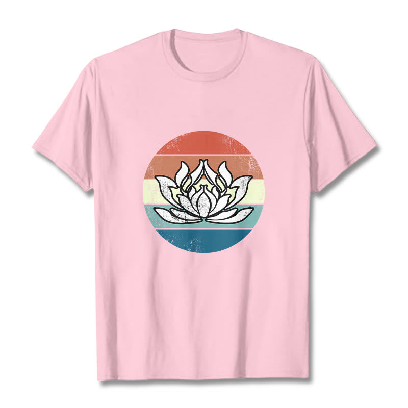 Camiseta de algodón con estampado de rayas coloridas y loto floreciente de Buddha Stones - rosa claro - 2XL - image 12
