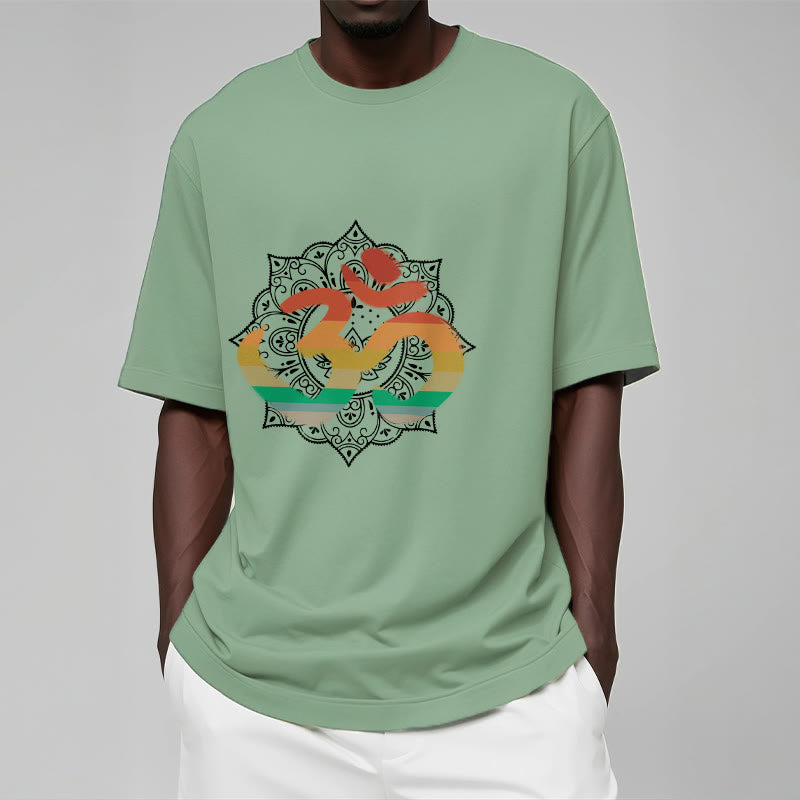 Camiseta de algodón con estampado de mandala sánscrito Om en degradado de colores y Buddha Stones - image 16