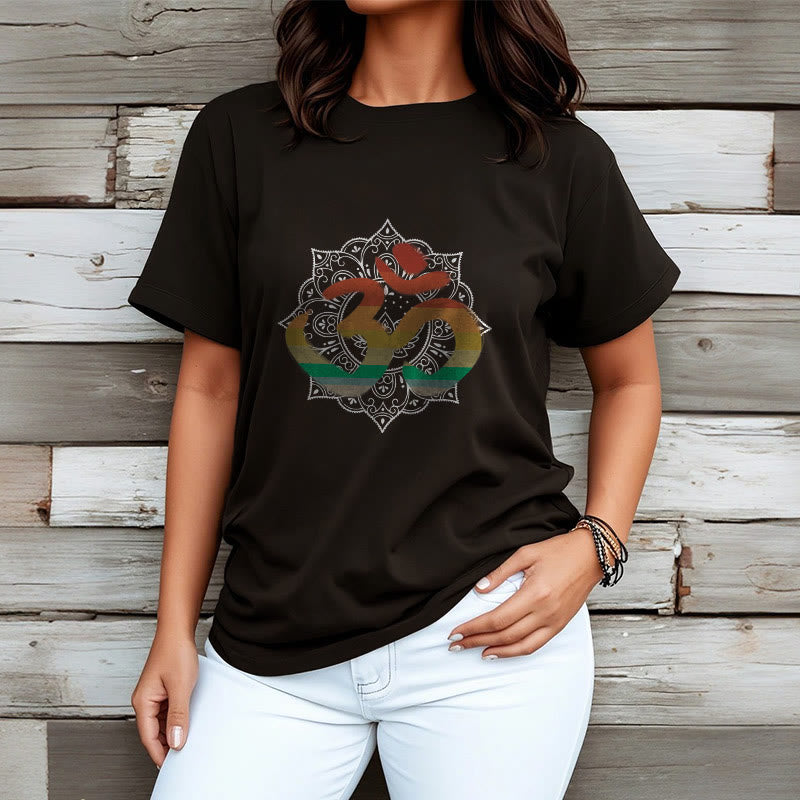 Camiseta de algodón con estampado de mandala sánscrito Om en degradado de colores y Buddha Stones - image 8