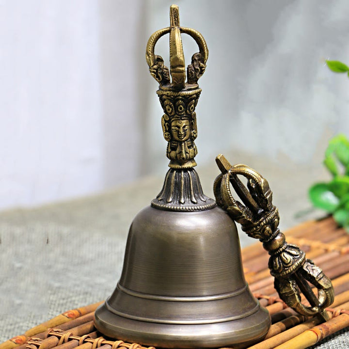 Buddha Stones de 2 campanas de meditación tibetanas hechas a mano y dorje Vajra de cobre para decoración de fuerza.