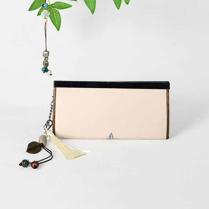 Cartera portamonedas de gran capacidad con bordado de doble cara y flor de magnolia de Buddha Stones