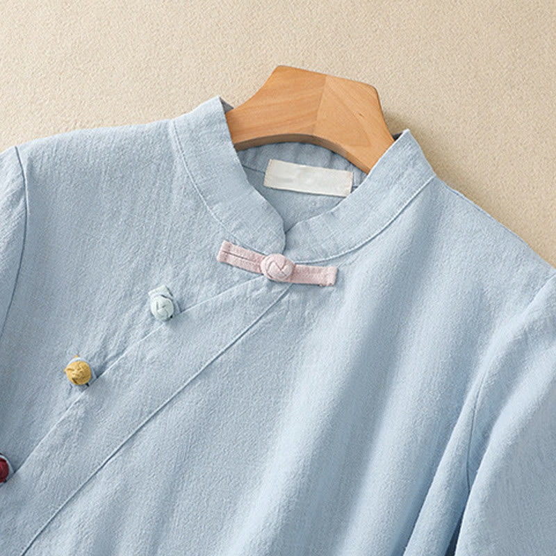 Camisa de manga tres cuartos de algodón y lino para mujer, estilo casual, con cuello alto inclinado y botones de Buddha Stones. - image 17