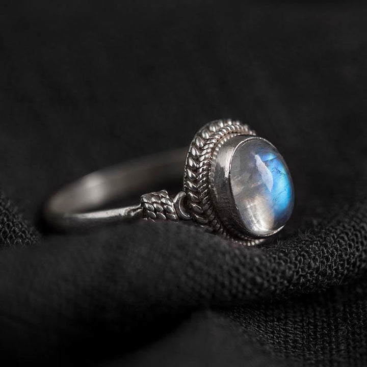 Anillo de piedra lunar natural de plata de ley 925 con Buddha Stones