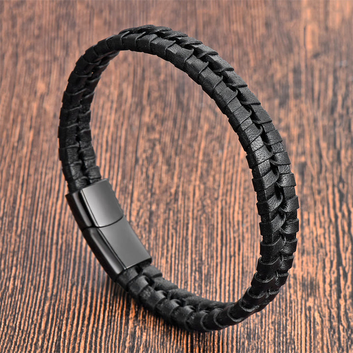 Pulsera de cuero multicapa reforzada con acero de titanio y diseño trenzado simple de Buddha Stones