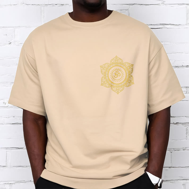 Camiseta con estampado OM de mandala dorado y Buddha Stones - image 12