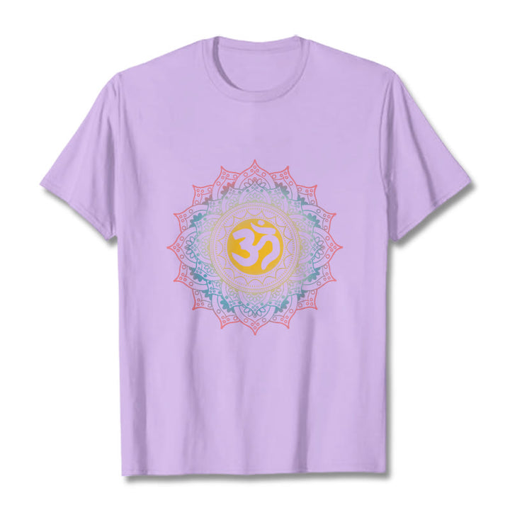 Camiseta con estampado OM de mandala con degradado de color y Buddha Stones - Ciruela - 2XL - image 17