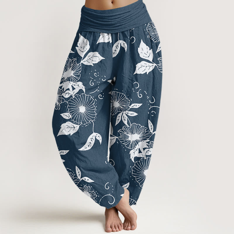 Pantalones harén de cintura elástica para mujer con estampado de flores de vid y hojas de Buddha Stones - Azul acero - US22，UK/AU26，EU54 (6XL) - image 8