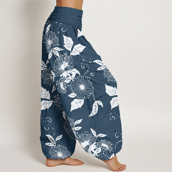 Pantalones harén de cintura elástica para mujer con estampado de flores de vid y hojas de Buddha Stones - image 9
