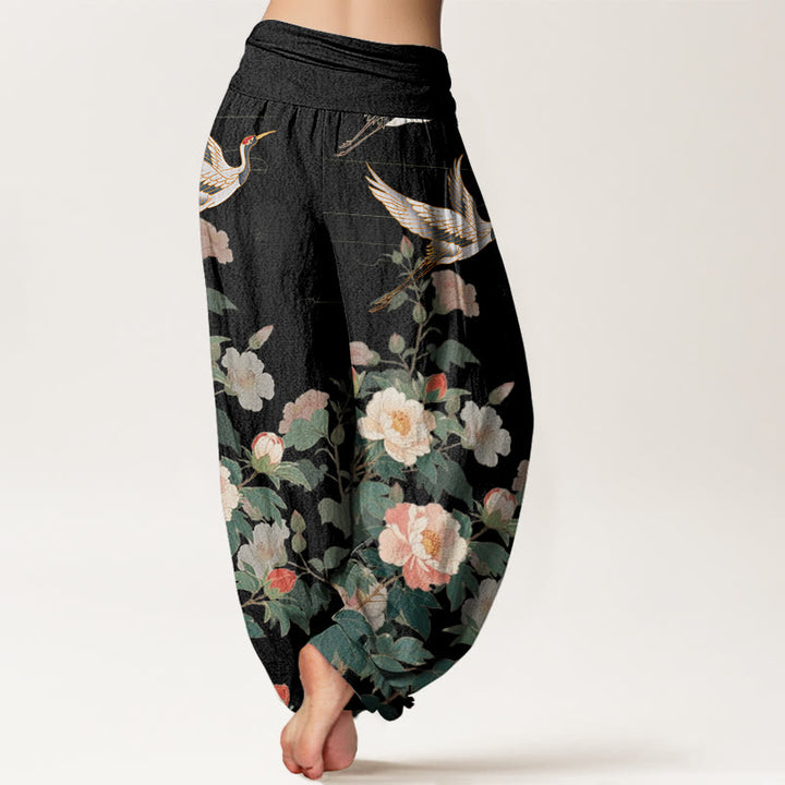 Pantalones harén con cintura elástica para mujer, con estampado de peonías y grullas informales de Buddha Stones - image 3