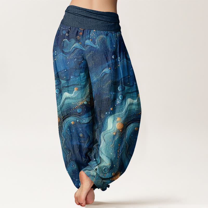 Pantalones harén con cintura elástica para mujer con estampado de estrellas doradas y oceánicas de Buddha Stones - image 2