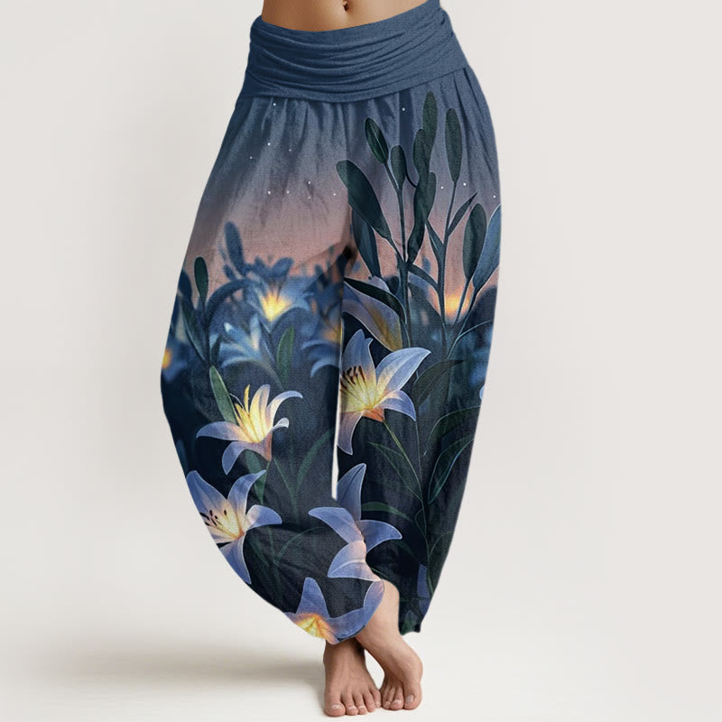 Pantalones harén con cintura elástica para mujer, con estampado de lirios y piedras de Buddha Stones - Azul oscuro - US22，UK/AU26，EU54 (6XL) - image 1