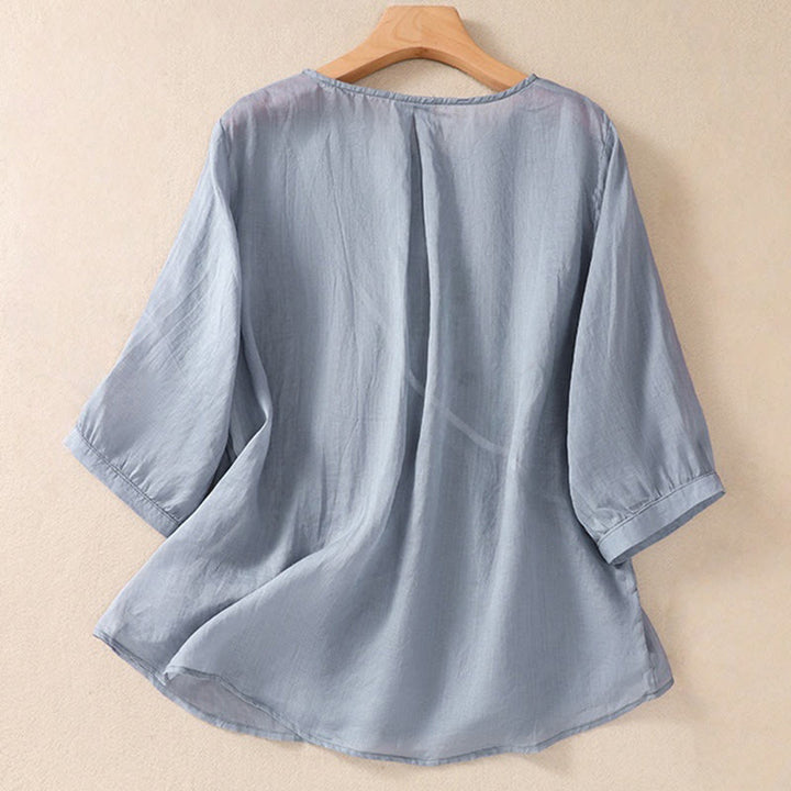 Camisa de algodón y lino de media manga para mujer con diseño floral bordado con Buddha Stones y cuello redondo