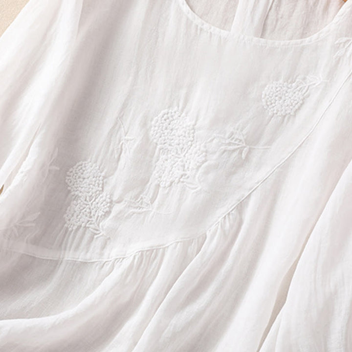Camisa de algodón y lino de media manga para mujer con diseño floral bordado con Buddha Stones y cuello redondo
