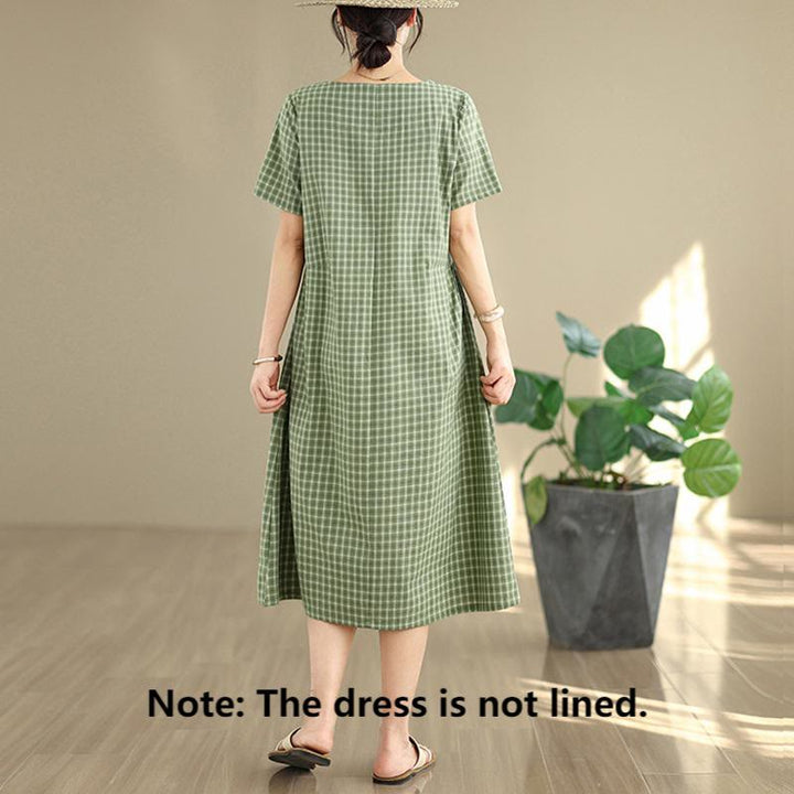 Vestido midi de lino y algodón con cuello redondo, manga corta y bolsillos, estampado a cuadros retro de Buddha Stones en color liso - image 11