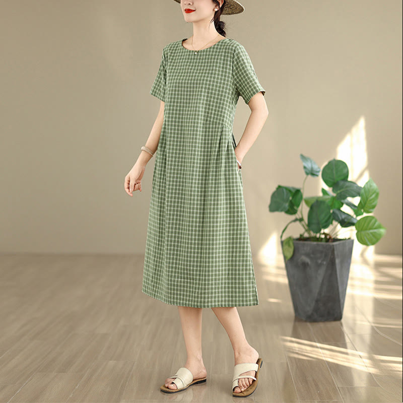 Vestido midi de lino y algodón con cuello redondo, manga corta y bolsillos, estampado a cuadros retro de Buddha Stones en color liso - image 13