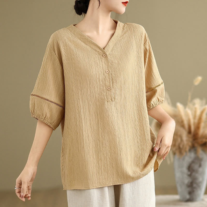 Camisa informal de poliéster de manga corta con cuello en V y botones lisos de Buddha Stones para mujer - image 3