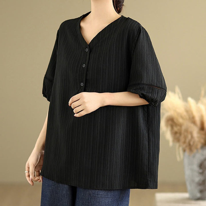Camisa informal de poliéster de manga corta con cuello en V y botones lisos de Buddha Stones para mujer - image 15
