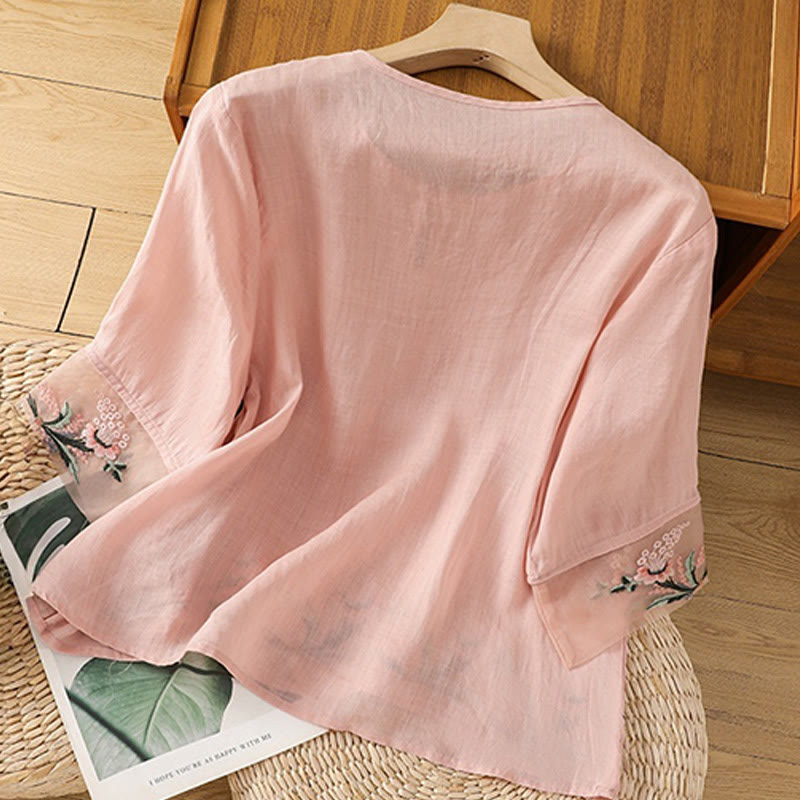 Camisa informal de poliéster con cuello redondo, manga corta y botones de rana para mujer con bordado floral de Buddha Stones - image 23