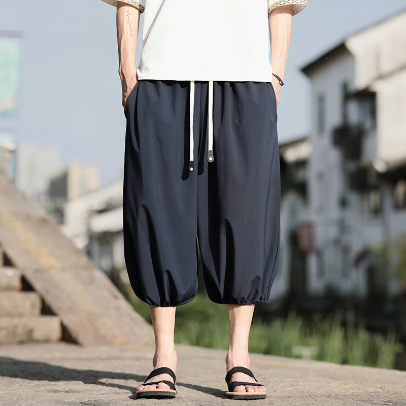 Pantalones capri cortos estilo harén con cordón ajustable y bolsillos para hombre de Buddha Stones - Azul acero - US/UK/AU46, EU56 (5XL) - image 1