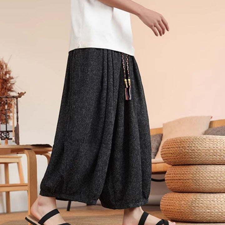 Pantalones harén cortos hasta el tobillo con bordado de personajes de verano de Buddha Stones y cordón ajustable para hombre con bolsillos