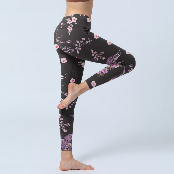Leggings de yoga para mujer con estampado de grullas voladoras, flores rosas y piedras de Buddha Stones - image 4