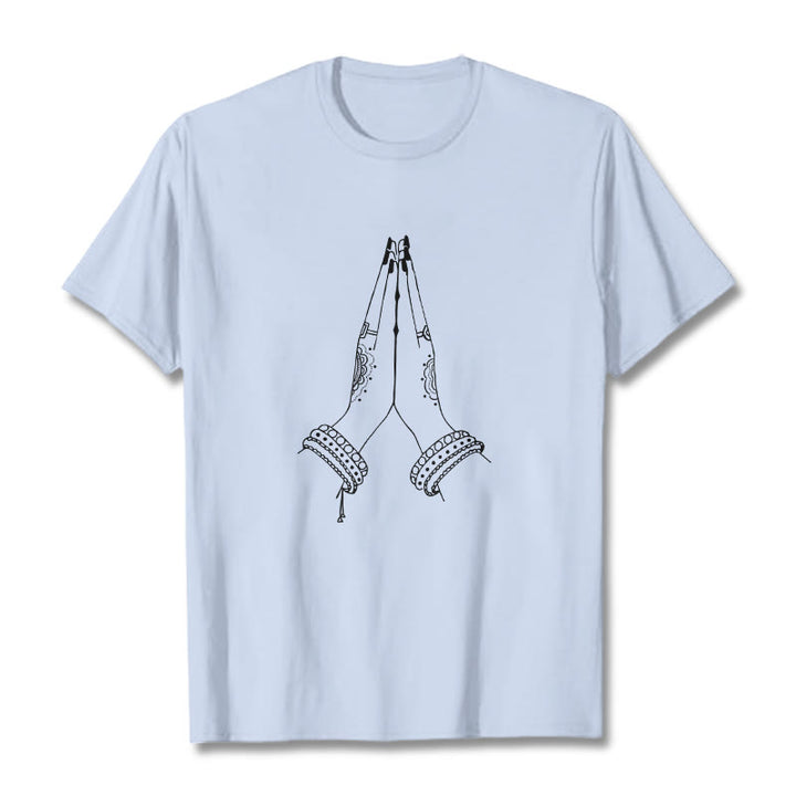 Camiseta con diseño de oración de manos unidas con Buddha Stones - Cian claro - 2XL - image 19