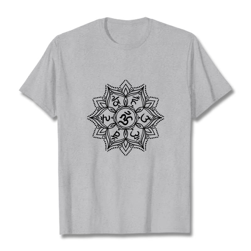 Camiseta con Buddha Stones, Mandala, flor, Om Mani Padme Hum, Mantra sánscrito - Gris claro - 2XL - image 20