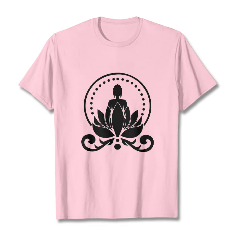Camiseta de meditación con Buddha Stones sentado sobre una flor de loto y piedras de Buda - Rosa claro - 2XL - image 13