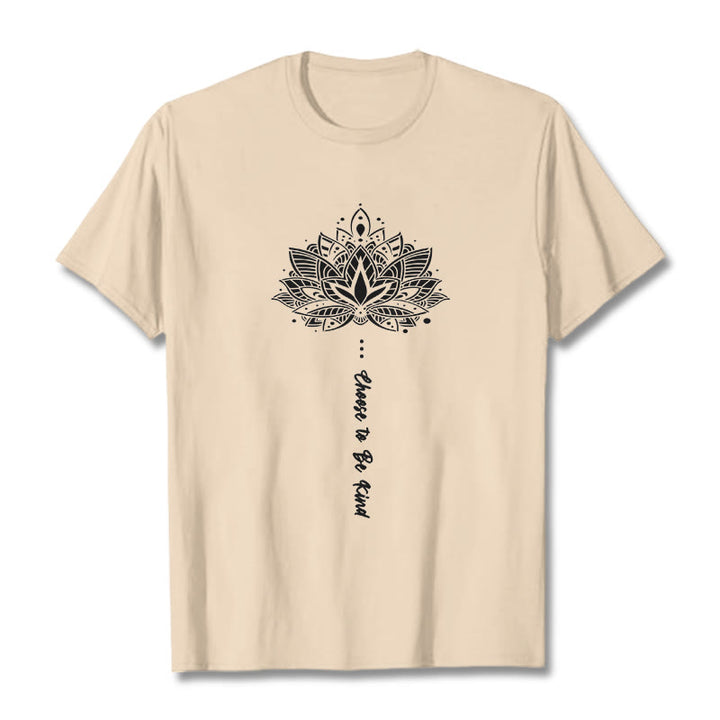 Camiseta con flores geométricas "Elegir ser amable" de Buddha Stones - Sopa de mariscos - 2XL - image 11
