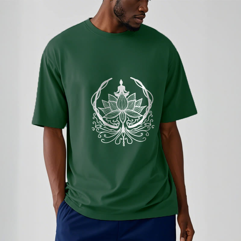 Camiseta de meditación con Buddha Stones sentado dentro de una flor de loto y piedras de Buda - image 6