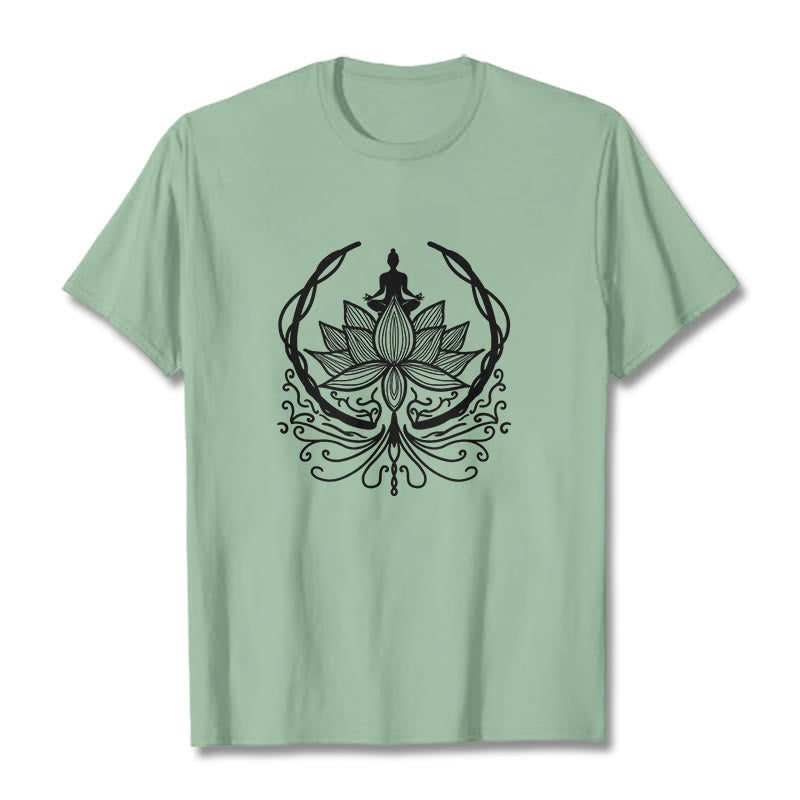 Camiseta de meditación con Buddha Stones sentado dentro de una flor de loto y piedras de Buda - Verde pálido - 2XL - image 15
