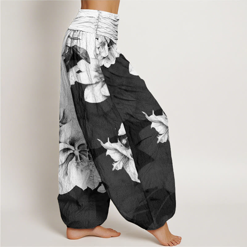 Pantalones harén con cintura elástica para mujer con estampado de camelia y Buddha Stones - image 3