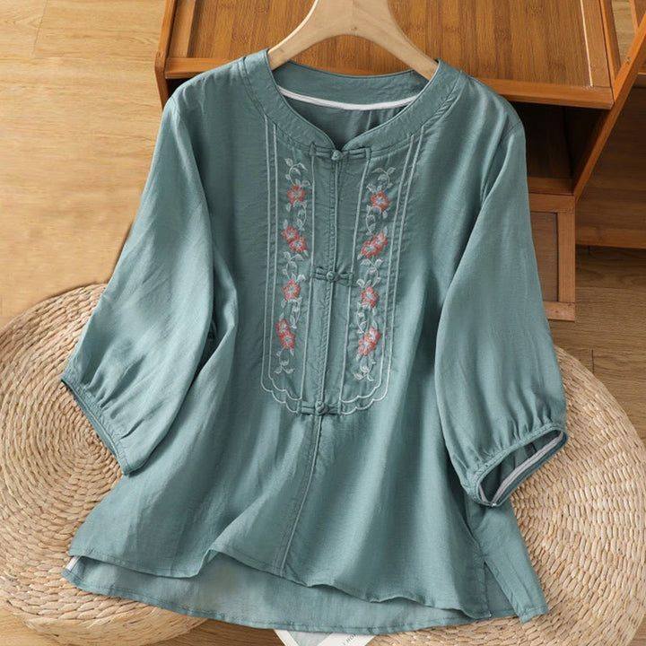 Camisa informal de algodón y poliéster con cuello alto y media manga para mujer, con bordado de Buddha Stones de rana - Azul cadete - US8-10，UK/AU12-14，EU40-42 (2XL) - image 6