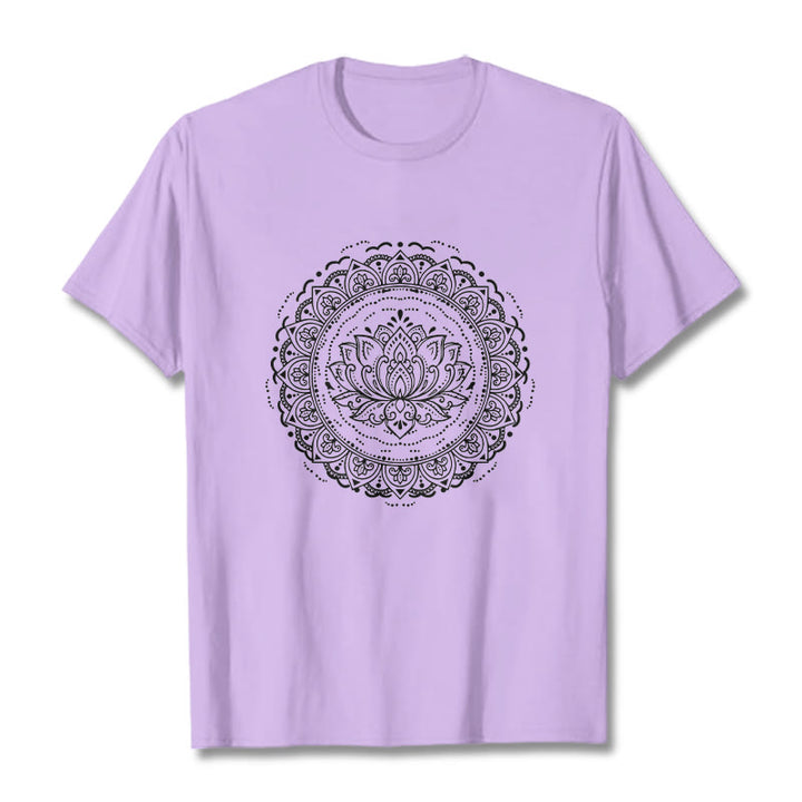 Camiseta con estampado de flor de loto y mandala de Buddha Stones - Ciruela - 2XL - image 16