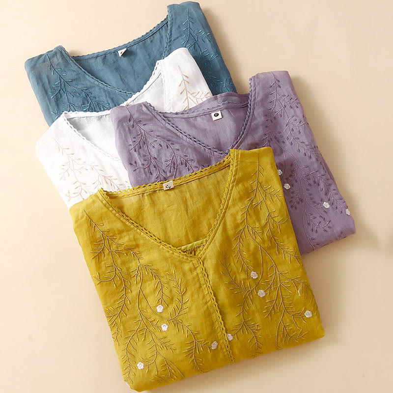 Camiseta de verano informal de algodón y lino con diseño bordado de ramas de flores y piedras de Buddha Stones , cuello en V y media manga para mujer